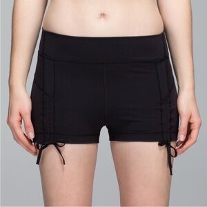 Lululemon Athletica Liberty Spandex Shorts Size 4